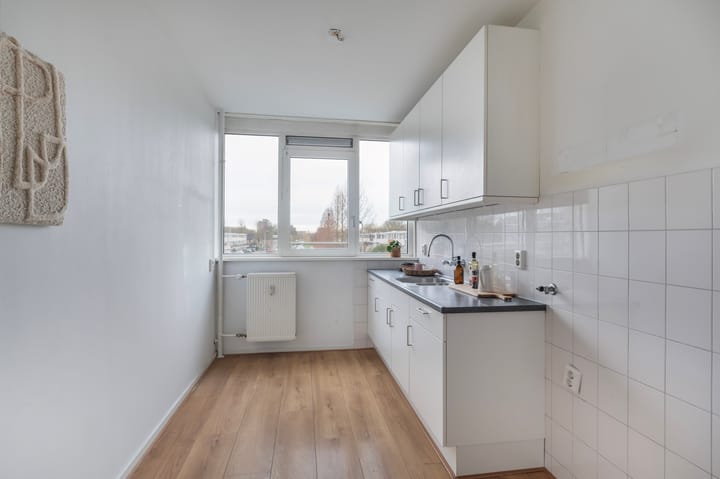 Photo 9 of Valeriusplein 304