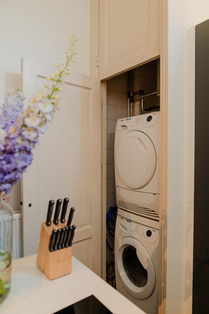 Photo 9 of Weteringstraat 2-H