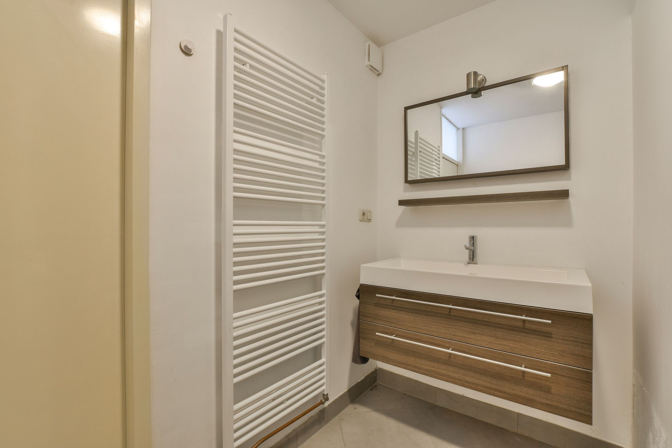 Photo 21 of Honingen 27