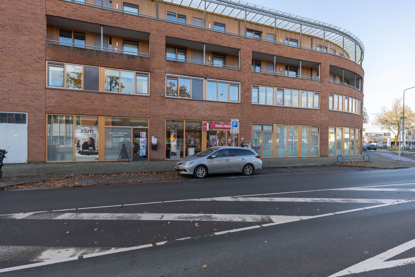 View photo 1 of Plein 2000 25