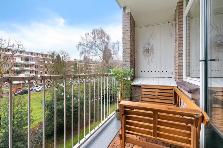 Foto 9 van Bernhardlaan 13-3