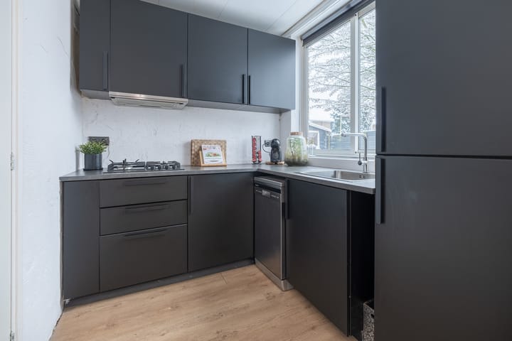 Photo 4 of Prinses Irenehof 14