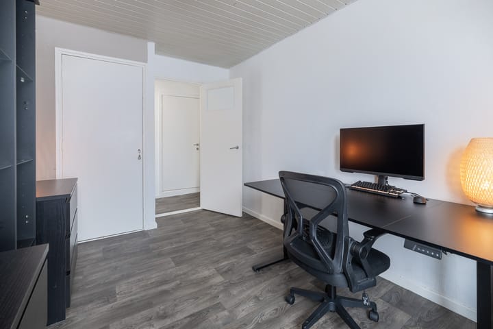 Photo 16 of Prinses Irenehof 14