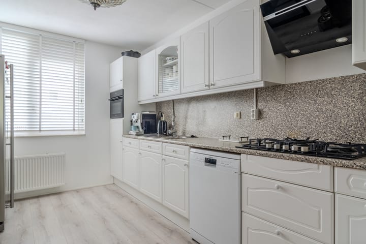 Foto 4 van Beloegastraat 26