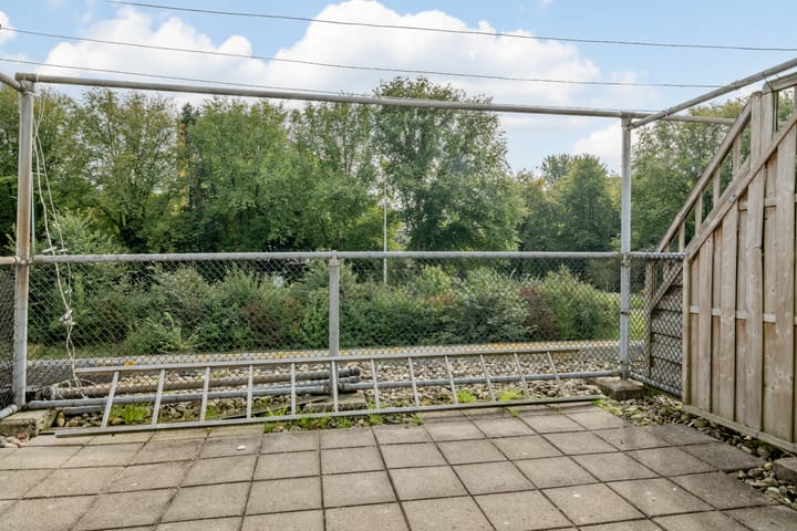 Foto 24 van Beloegastraat 26