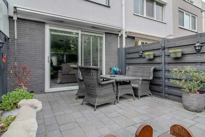 Foto 28 van Beloegastraat 26