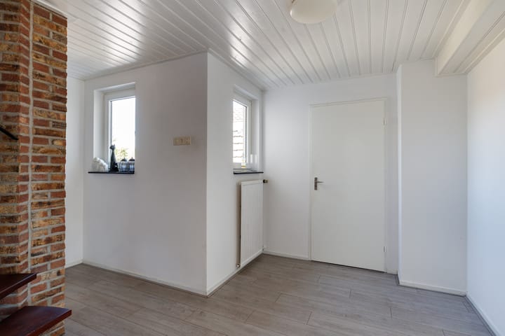 Photo 10 of Schoolstraat 23