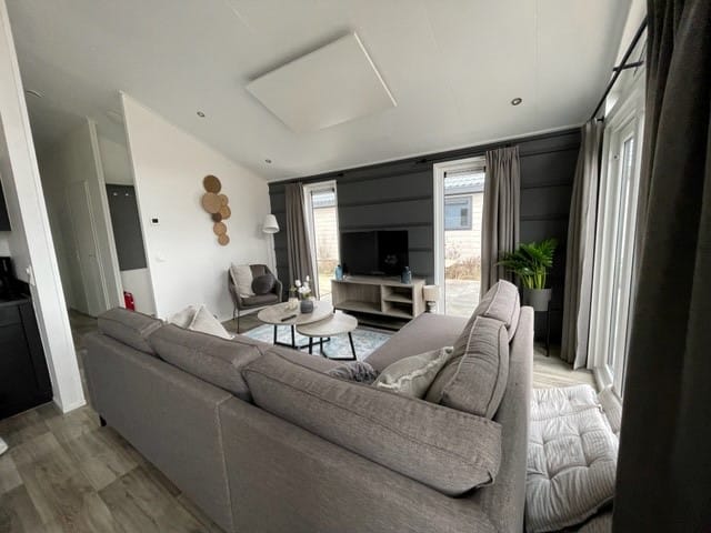 Foto 5 van Piekenwaardweg 10-258