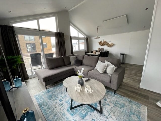 Foto 4 van Piekenwaardweg 10-258