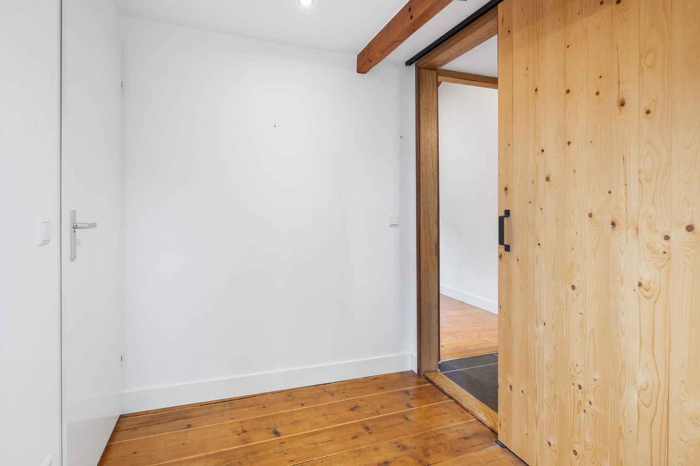 Photo 14 of Dirck van Zuylenstraat 7