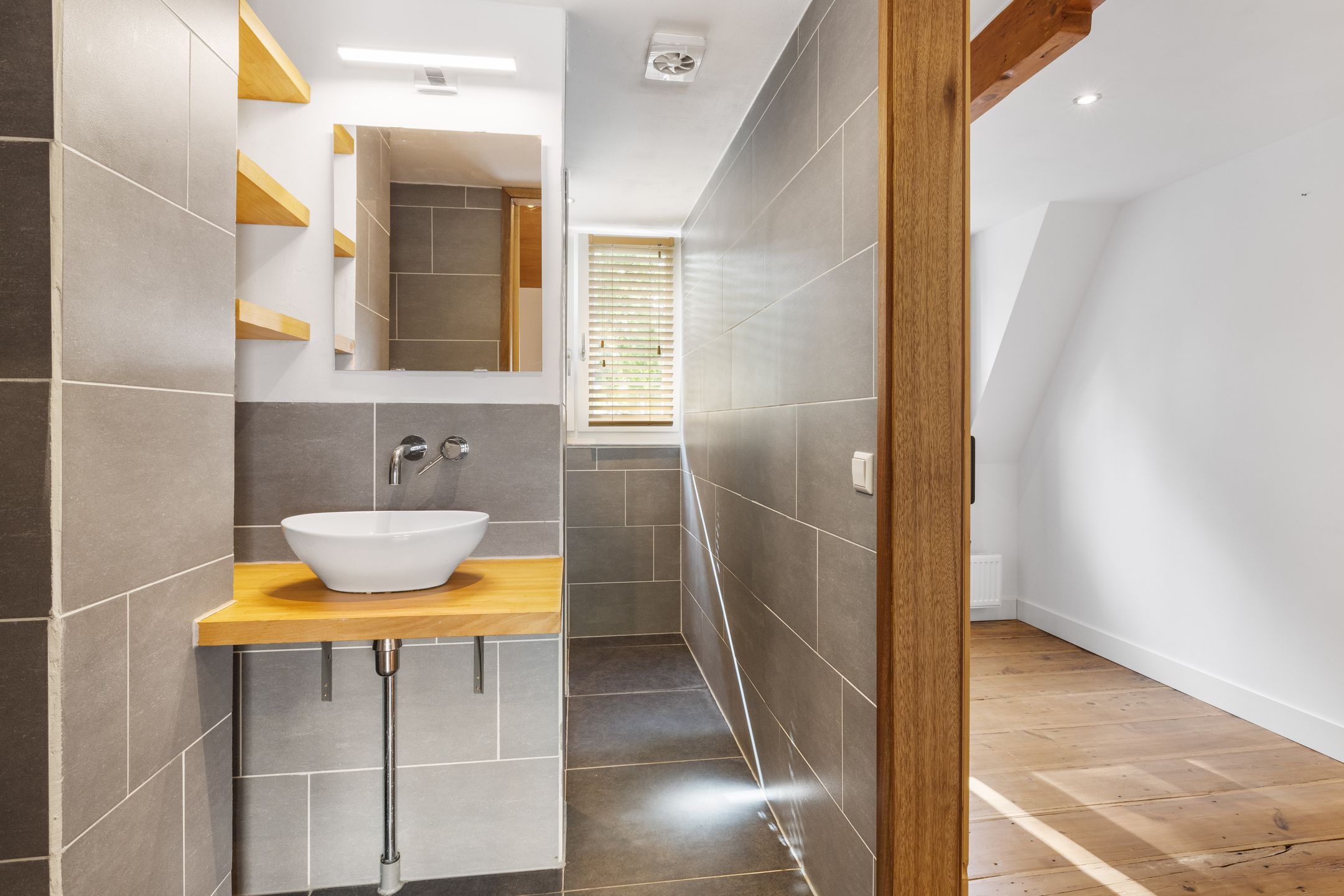 Photo 15 of Dirck van Zuylenstraat 7