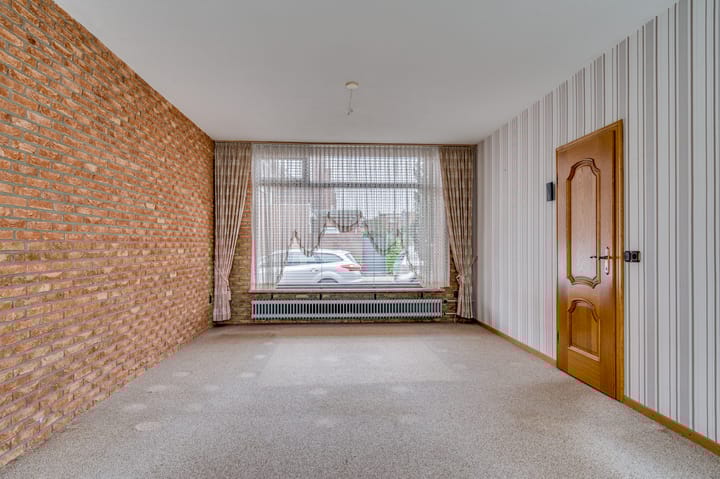 Foto 3 van van Hushovenstraat 6