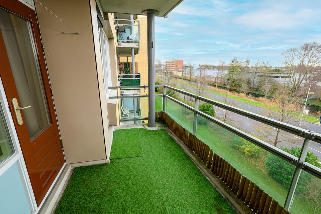 Photo 2 of Gravin Juliana van Stolberglaan 331