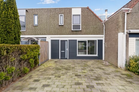 Karveel 50 thumbnail