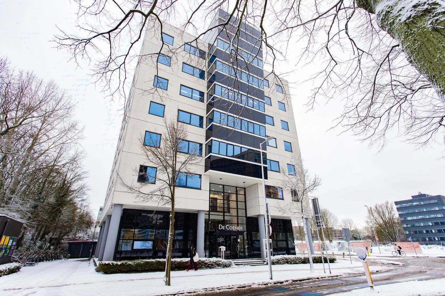 View photo 1 of Overschiestraat 59-A