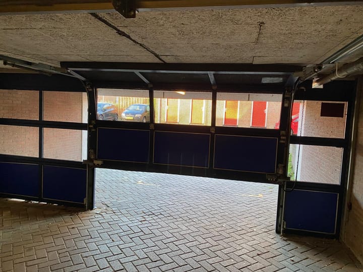 Foto 2 van Hannie Schaftrode 2