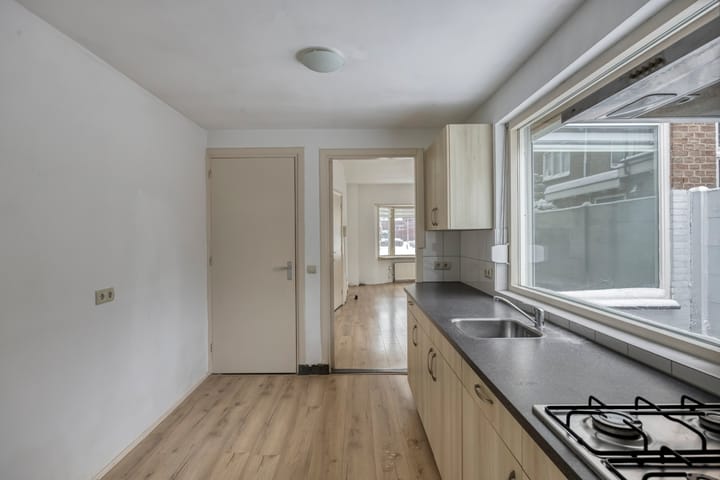 Foto 11 van Elzenstraat 56