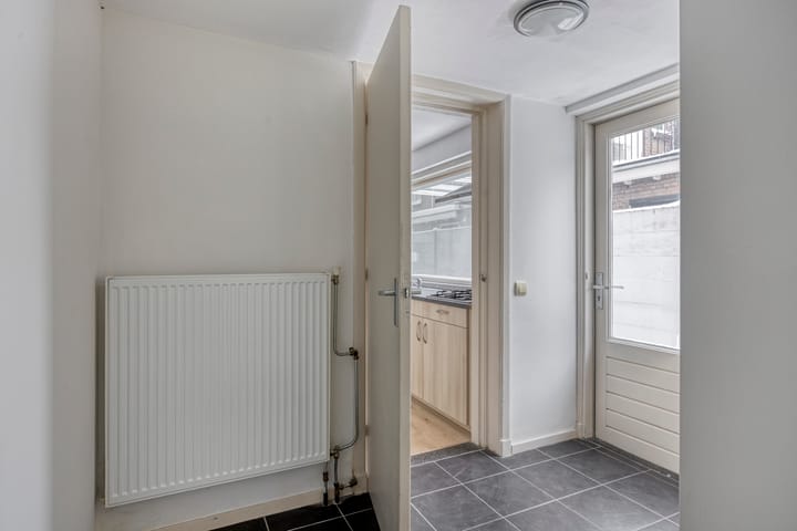 Foto 14 van Elzenstraat 56