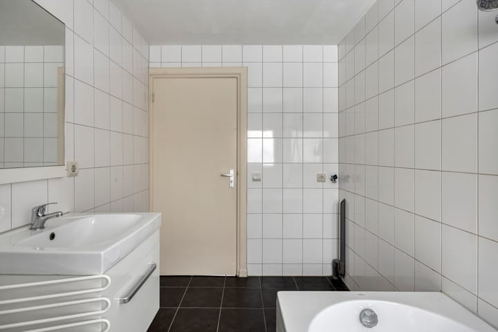 Foto 19 van Elzenstraat 56