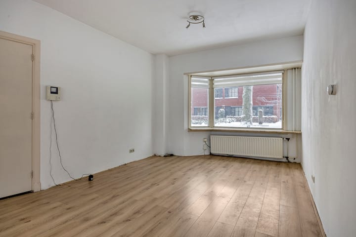 Foto 8 van Elzenstraat 56