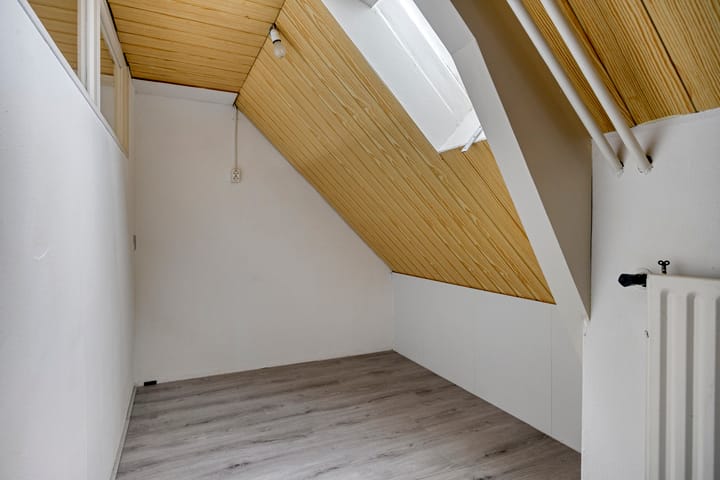 Foto 28 van Elzenstraat 56