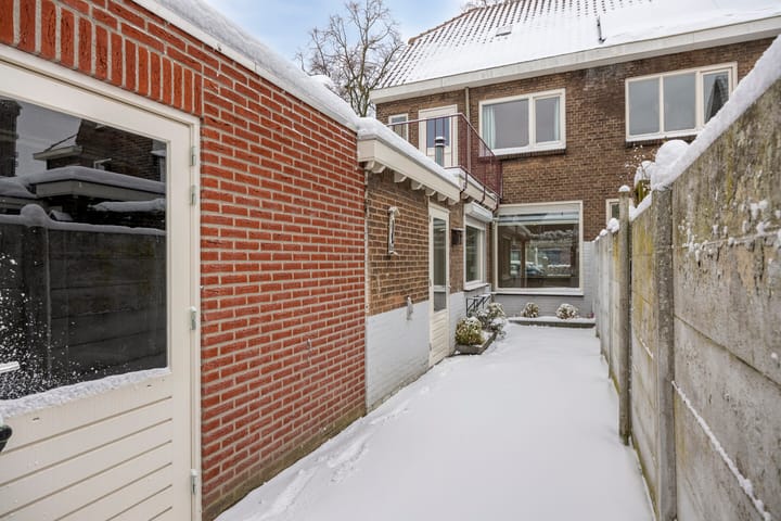 Foto 32 van Elzenstraat 56