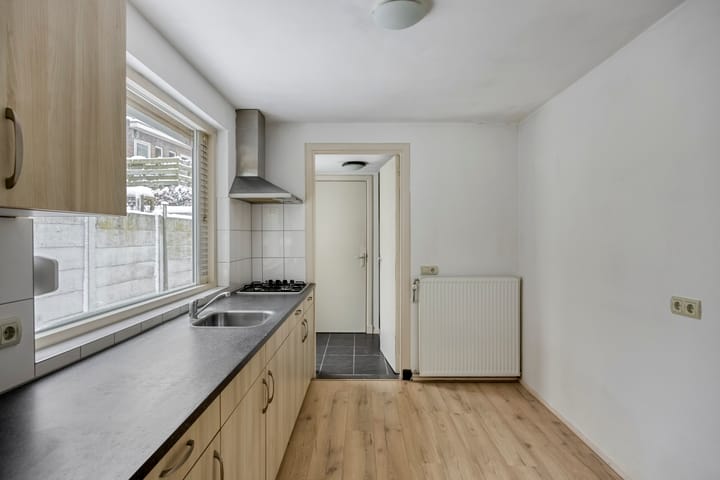 Foto 13 van Elzenstraat 56