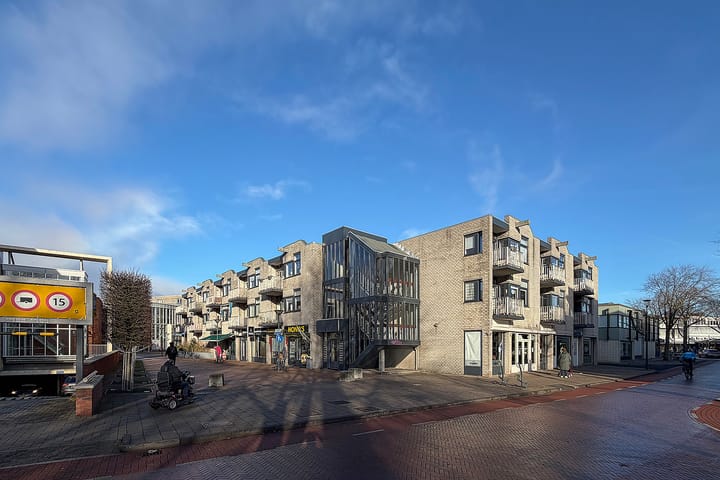 Photo 2 of Ruysdaelstraat 18