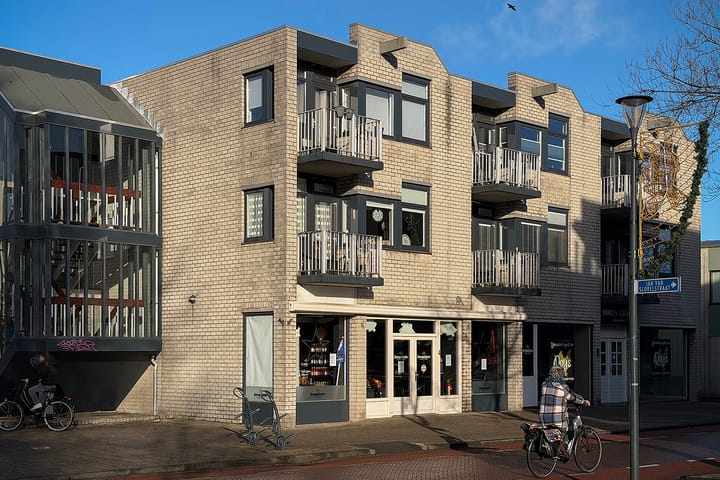 Photo 3 of Ruysdaelstraat 18