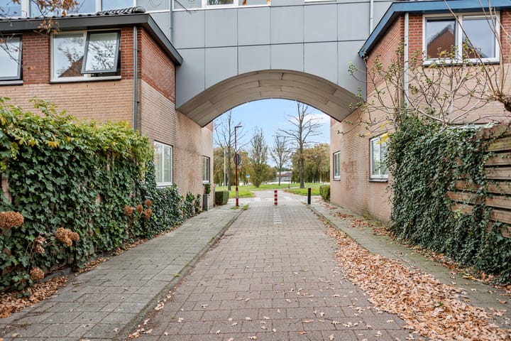 Foto 37 van Natuursteenlaan 91