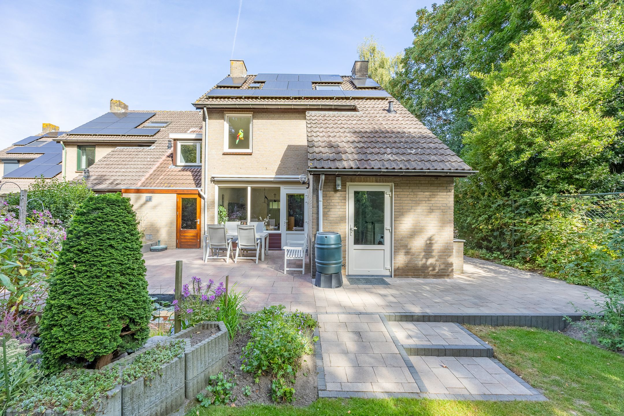 Photo 3 of Aubadestraat 1