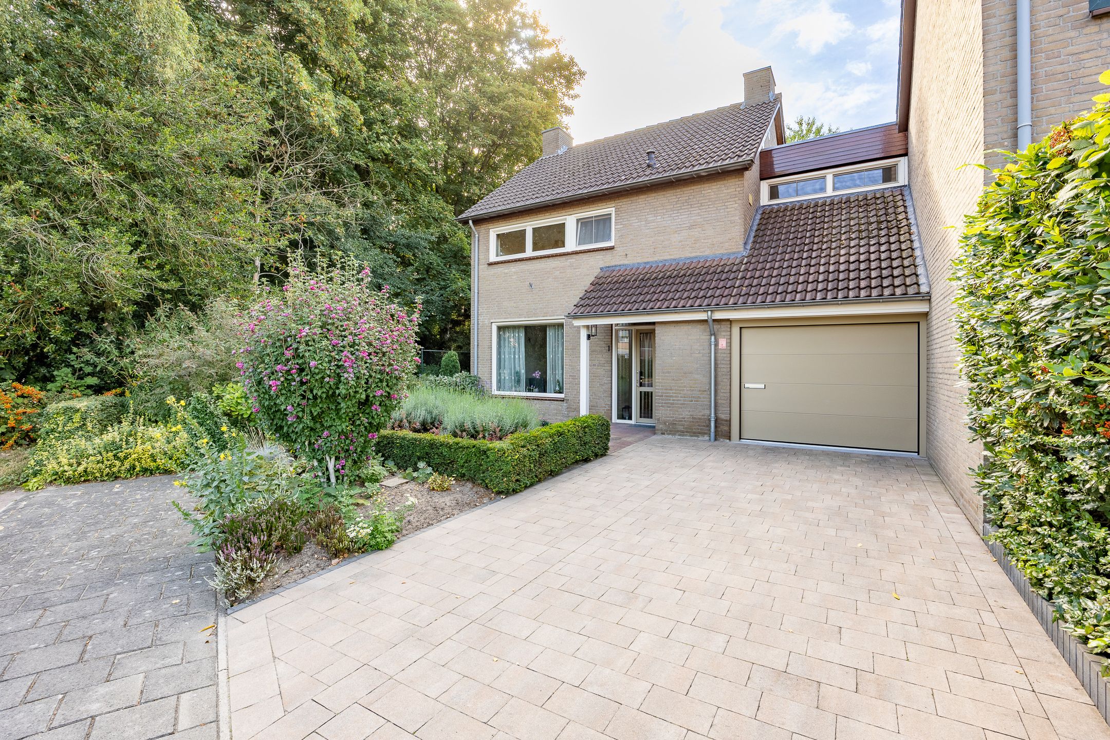 Photo 6 of Aubadestraat 1