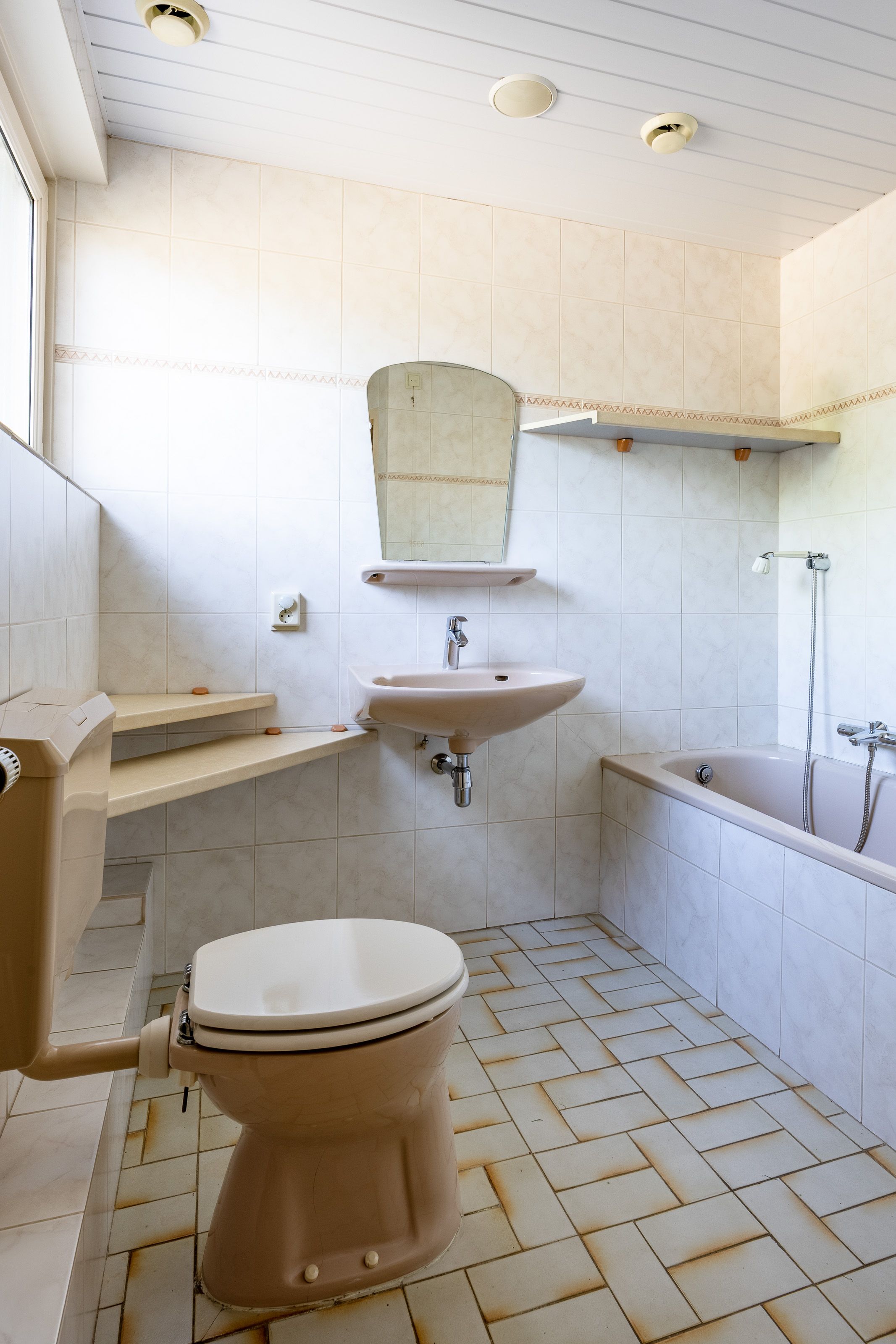 Photo 39 of Aubadestraat 1