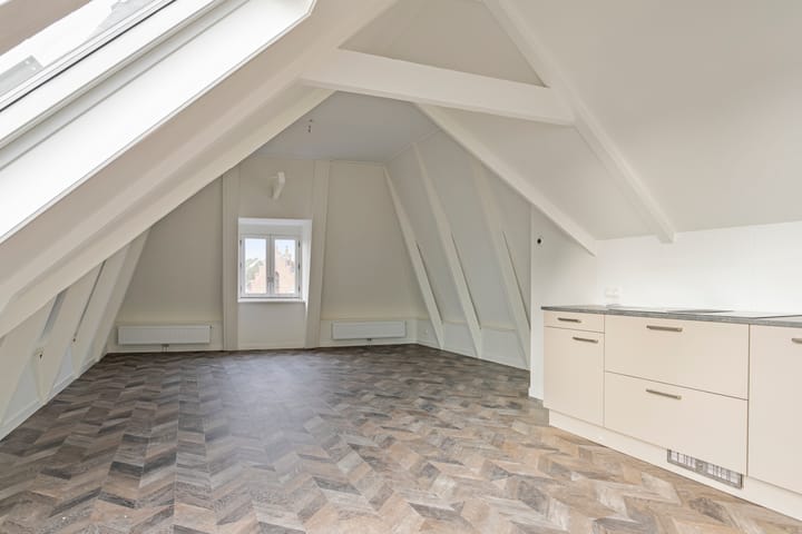 Photo 5 of Voorstreek 16-B