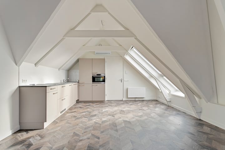 Foto 8 van Voorstreek 16-B