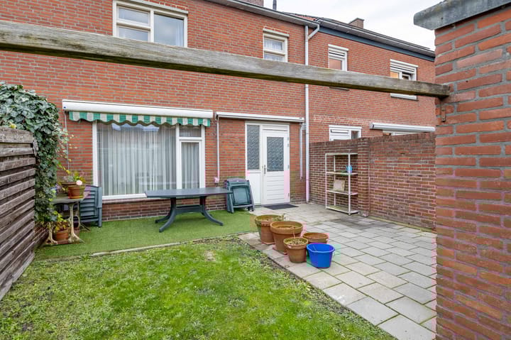 Foto 21 van Montgomerystraat 12