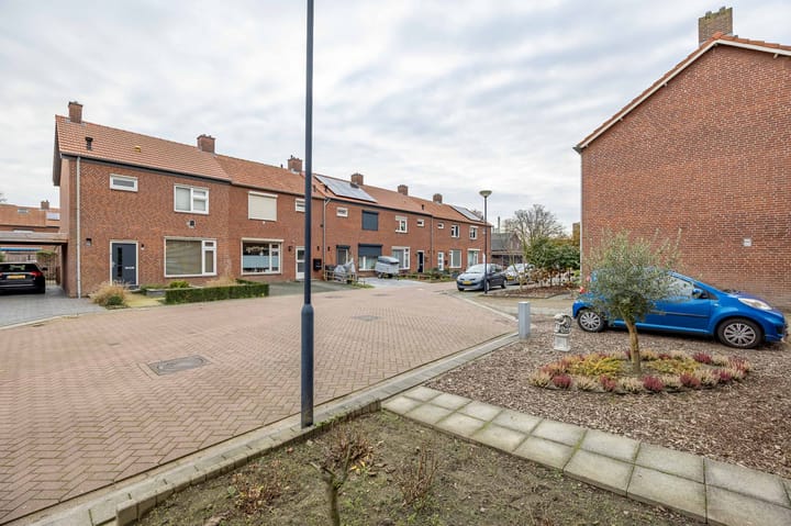 Foto 25 van Montgomerystraat 12