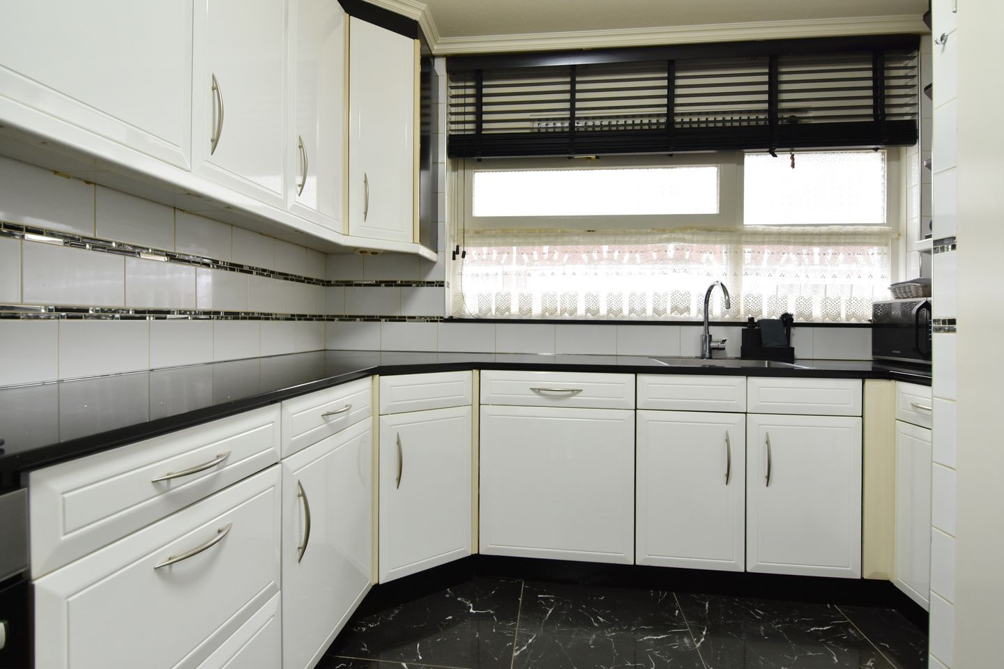 Foto 10 van Brueghelstraat 228