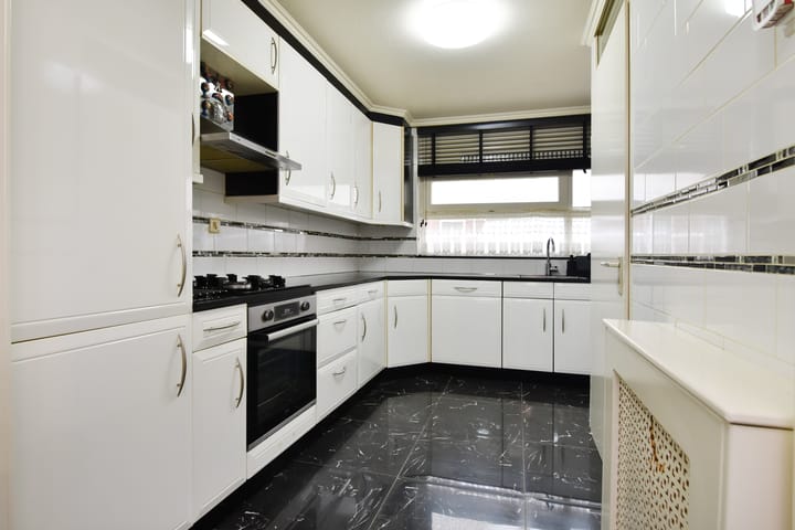 Foto 11 van Brueghelstraat 228