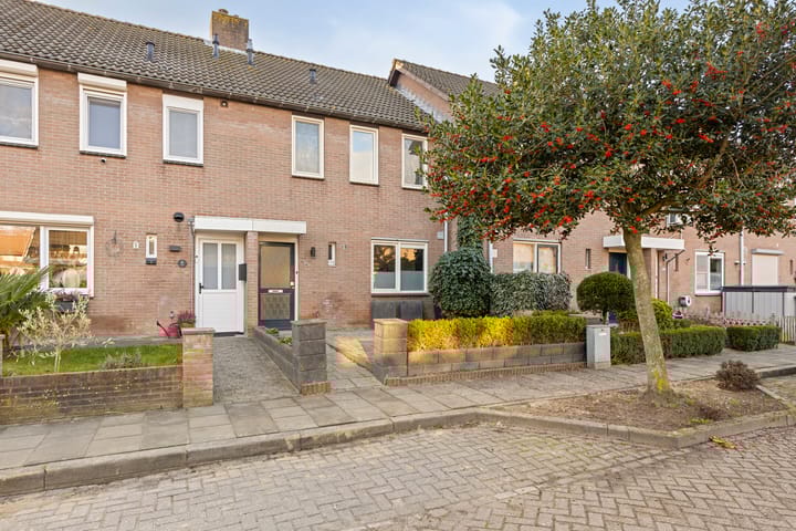 Foto 1 van Leuvenstraat 14