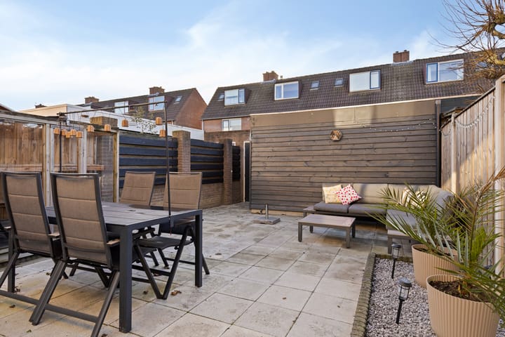 Foto 39 van Leuvenstraat 14