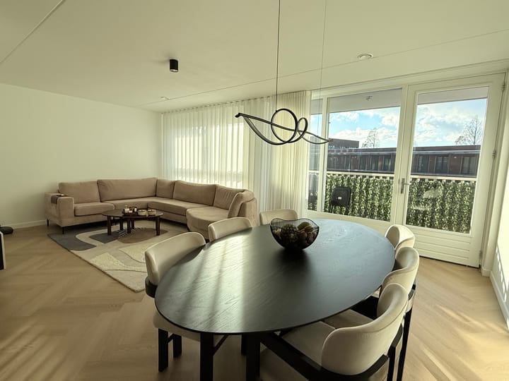 Foto 5 van Stationsplein 42