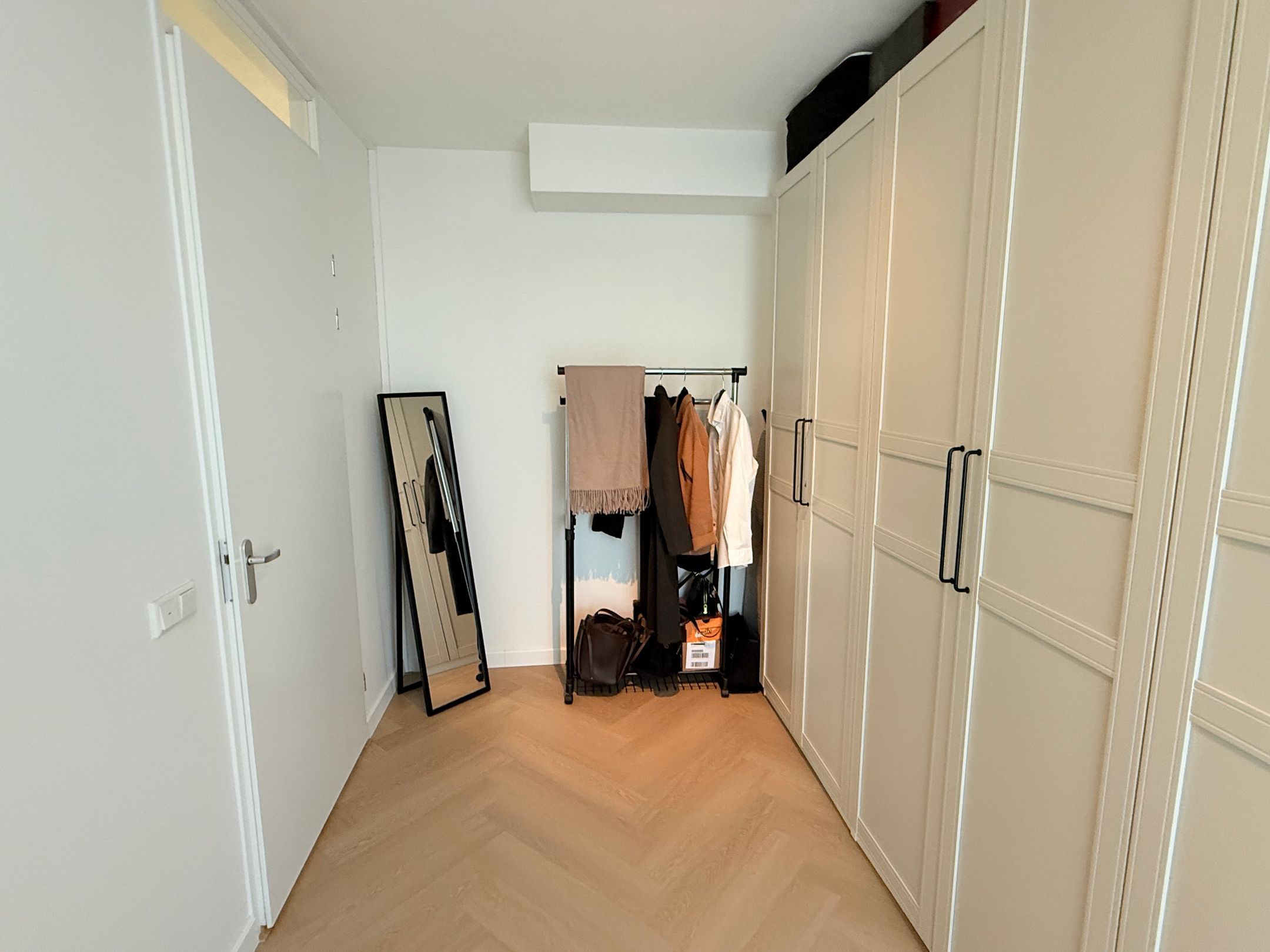 Foto 15 van Stationsplein 42