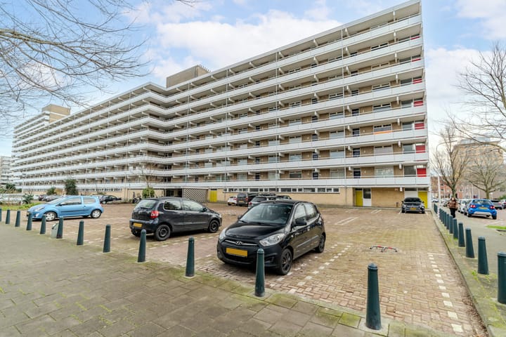 Foto 2 van Sirtemastraat 272