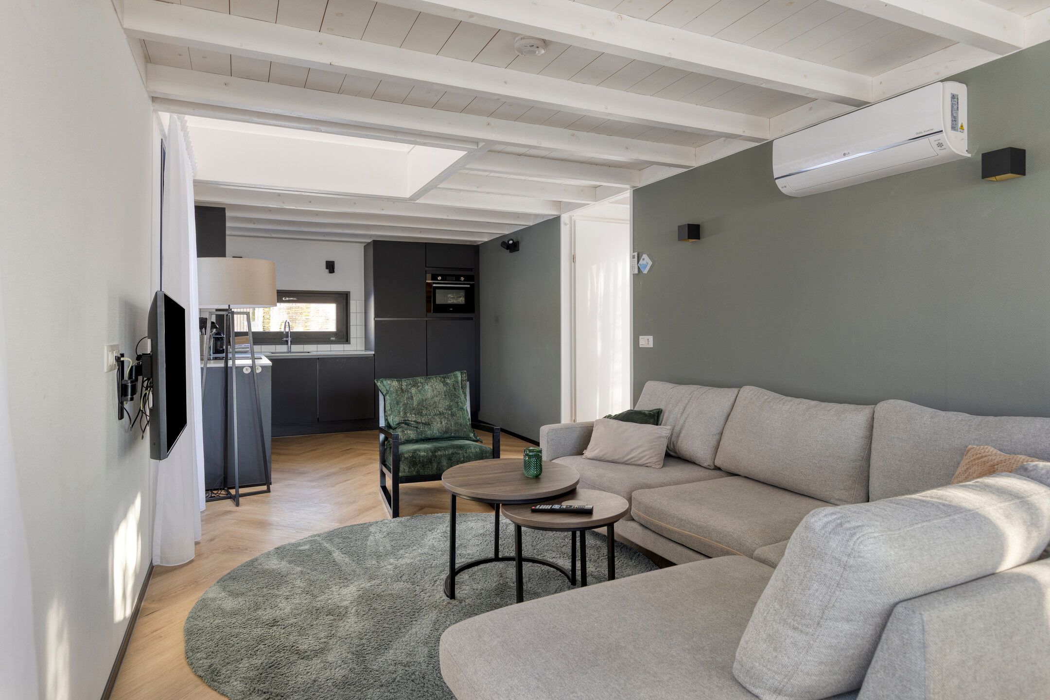 3-bedroom freehold villa in Zwartewaal — photo 4 of 5