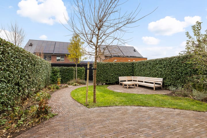 Foto 24 van Marmermolen 18