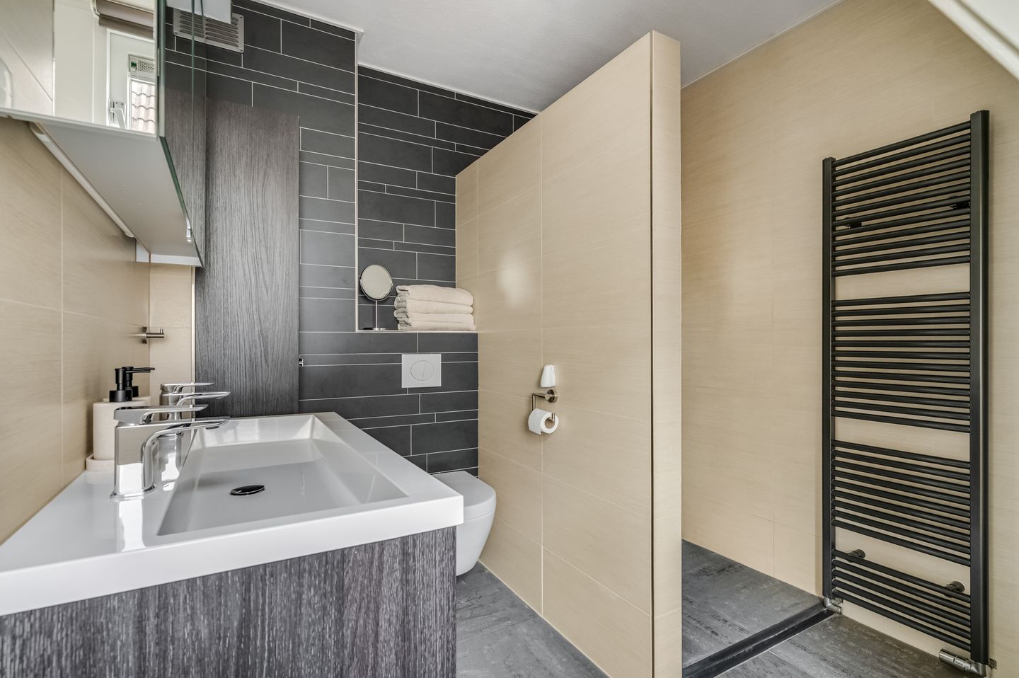 Foto 4 van Slagvink 33