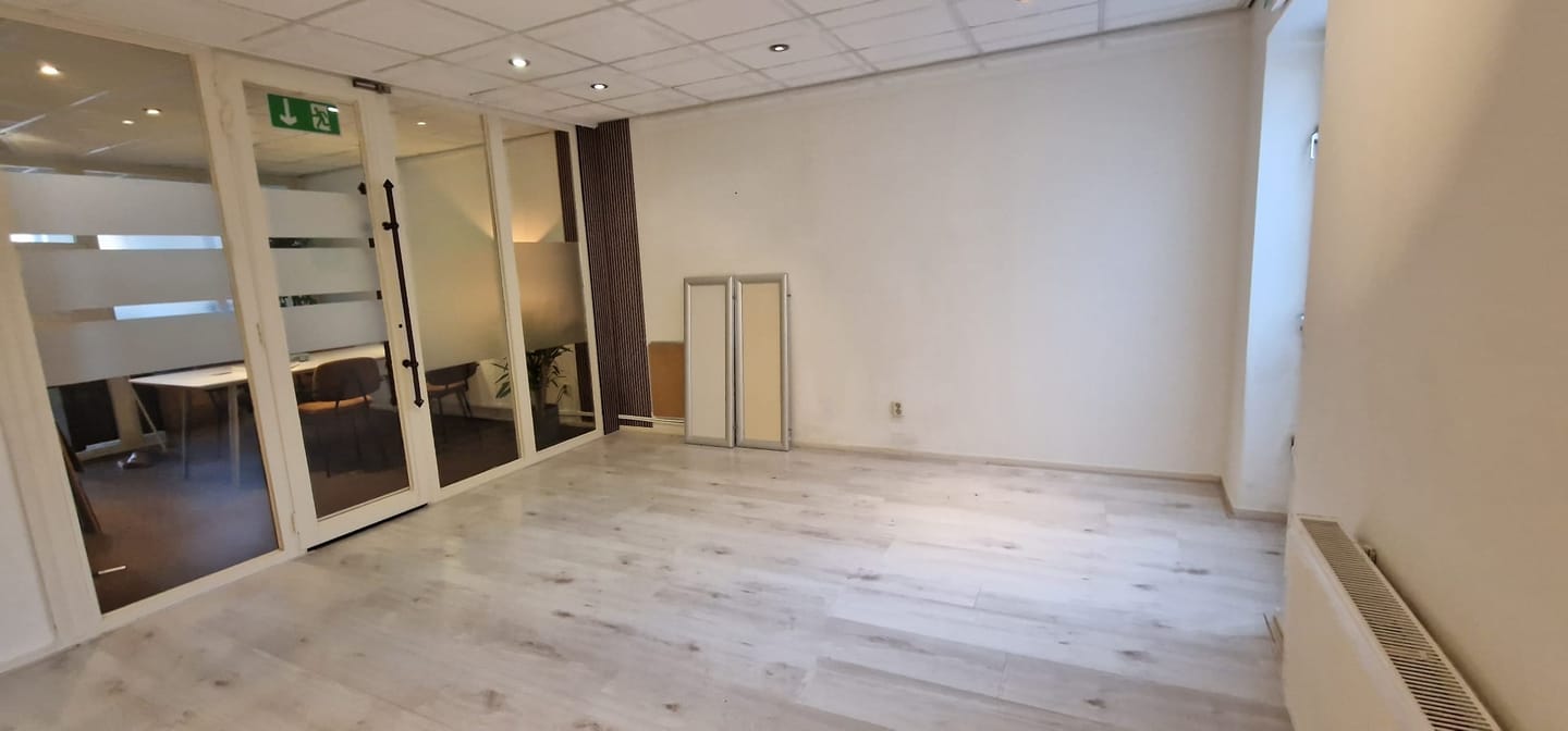 View photo 3 of Herenwal 20