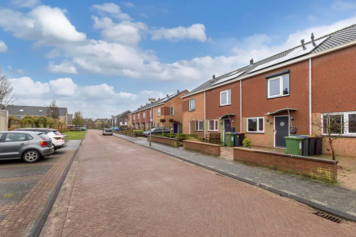 Photo 11 of Tijmstraat 33