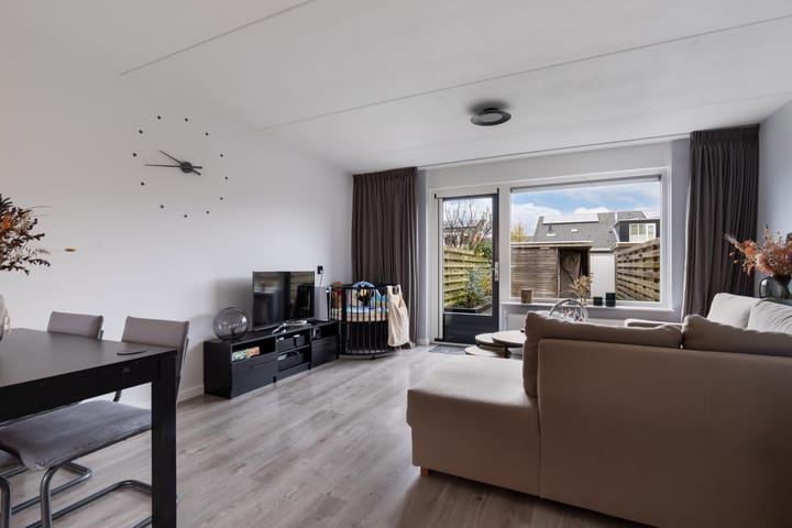 Photo 16 of Tijmstraat 33